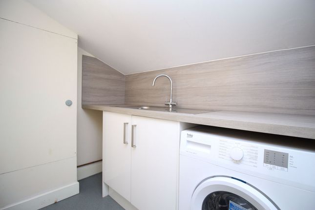 4 Brickworks House Claylands Road, Southampton photo 2