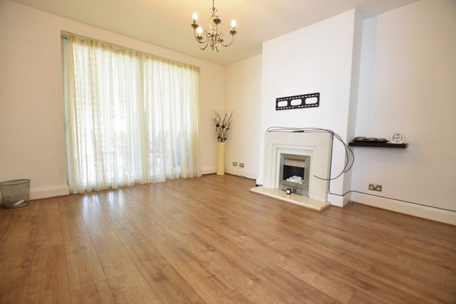 91, Crown Woods Way, Eltham photo 4
