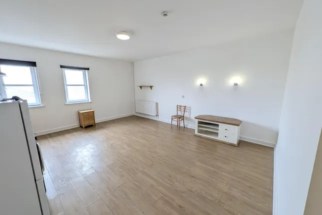 Property 1 of 7. Living Room