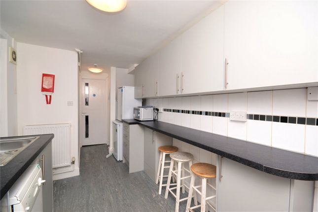 18, Hampden Road, Brighton photo 4
