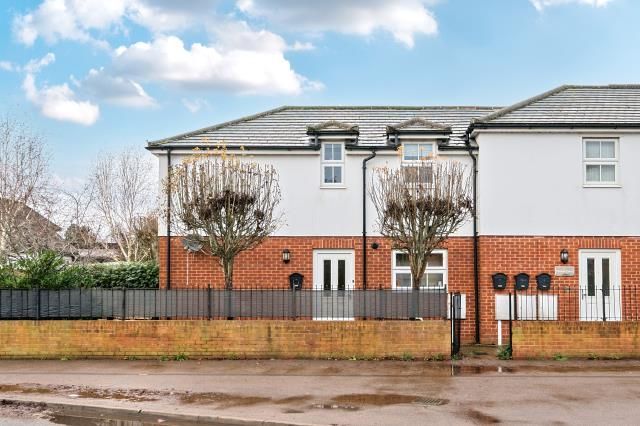 Flat 5 Horton Court,, Ruskin Road, Oxfordshire photo 3