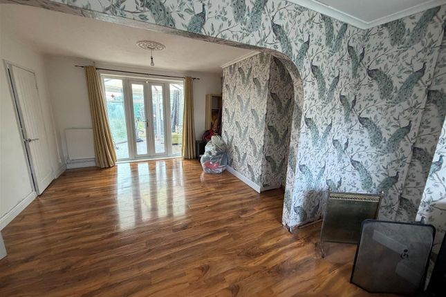 26, Woodland Avenue, Lutterworth photo 4