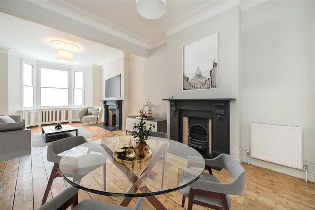 24, Batoum Gardens, London photo 2