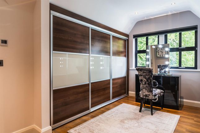Master Dressing Room