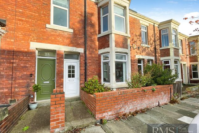 2-bed flat on Balmoral Terrace, Newcastle Upon Tyne, £180,000