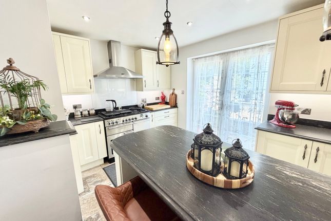 62, Norwood Road, Brierley Hill photo 3