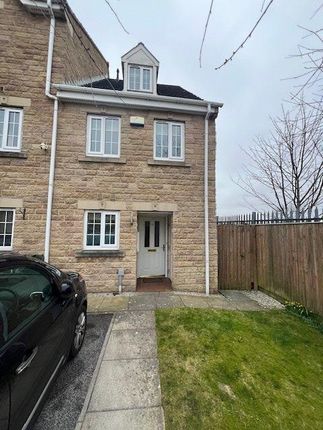 Property to rent in Loxley Close, Bradford