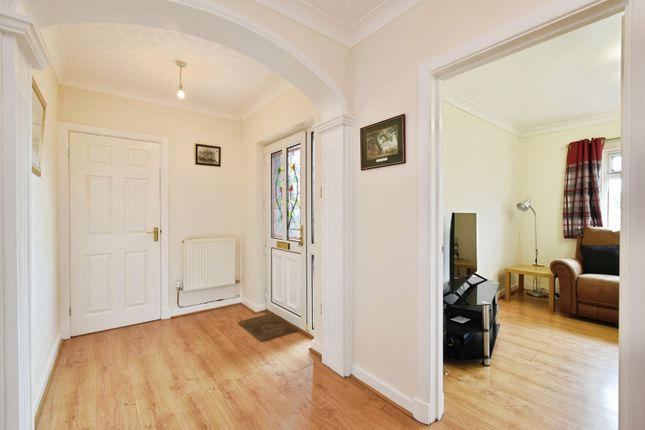 172, Hendre Road, Ammanford photo 5