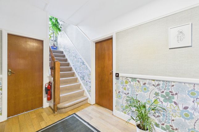 33 Lingfield Grove, Liverpool photo 3