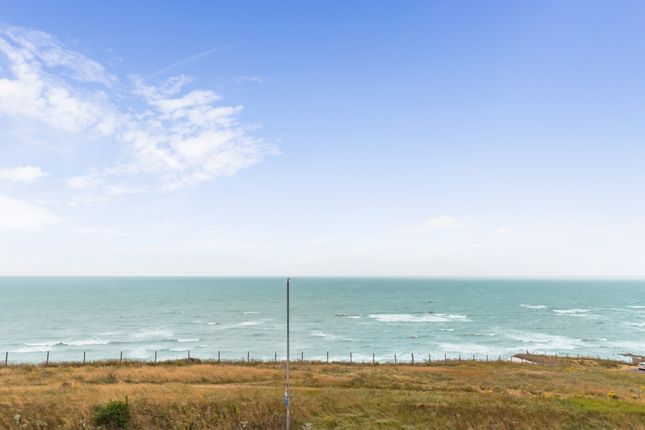 Penthouse for sale in Marine Drive, Rottingdean, Brighton
