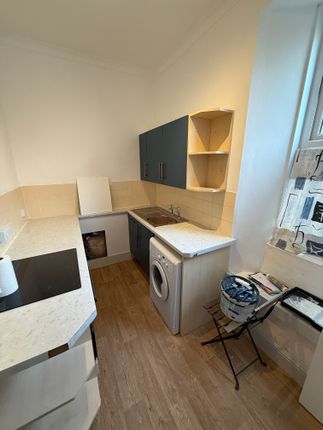 3c, Melville Street, Torquay photo 3