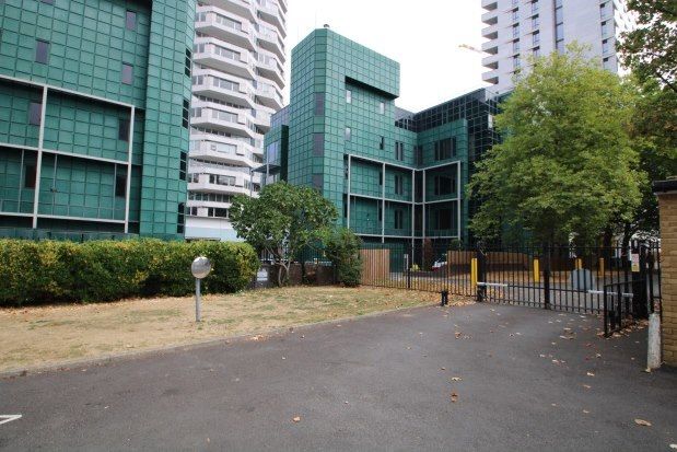 Property to rent in Altyre Road, Croydon