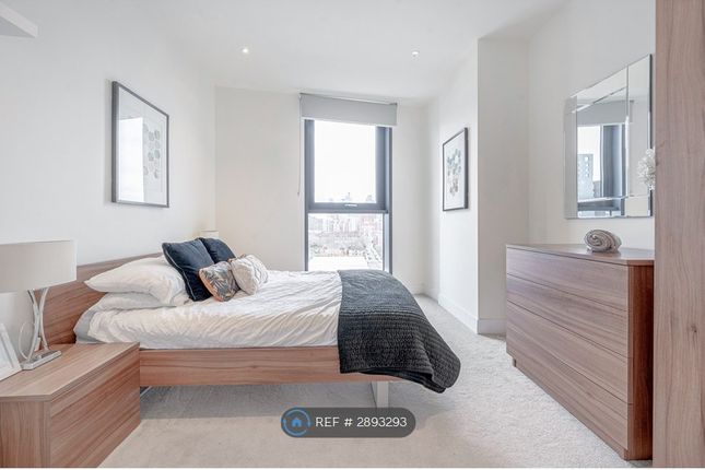 Apartment, Foundry House Lockington Road, London photo 4