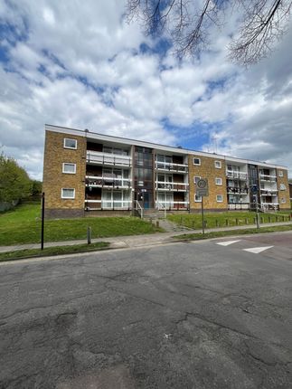 Flat 4, Fyndon House, Canterbury, Kent, Ct1 1Sp