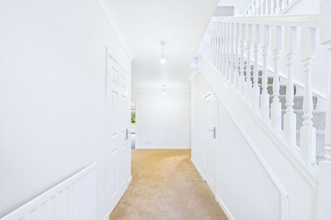 15 Douglas Muir Drive, Glasgow photo 2