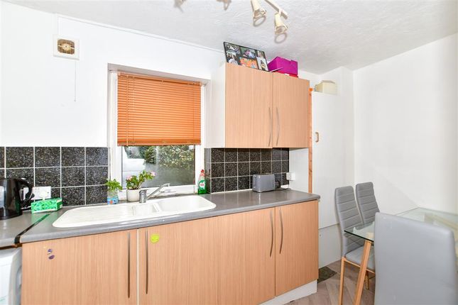 Flat for sale in Basing Close, Maidstone, Kent