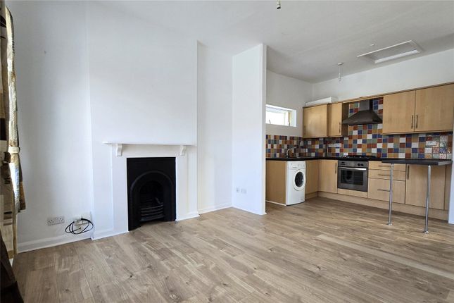 17a, Maristow Street, Wiltshire photo 3