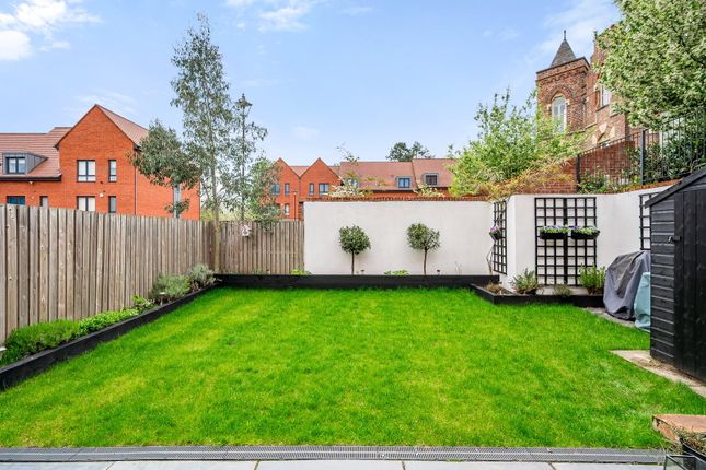 22, Pennington Gardens, Cheadle photo 2