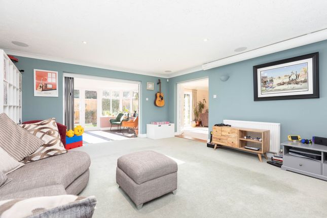 21 Lower Road, Hitchin photo 2