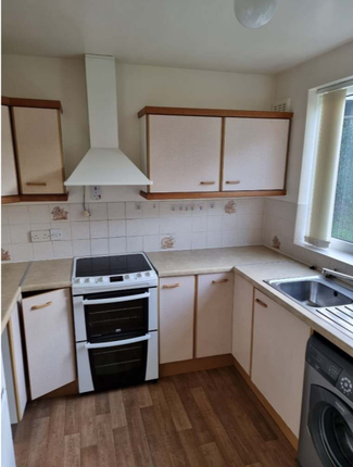 105 Derbyshire Court, Sheffield photo 2