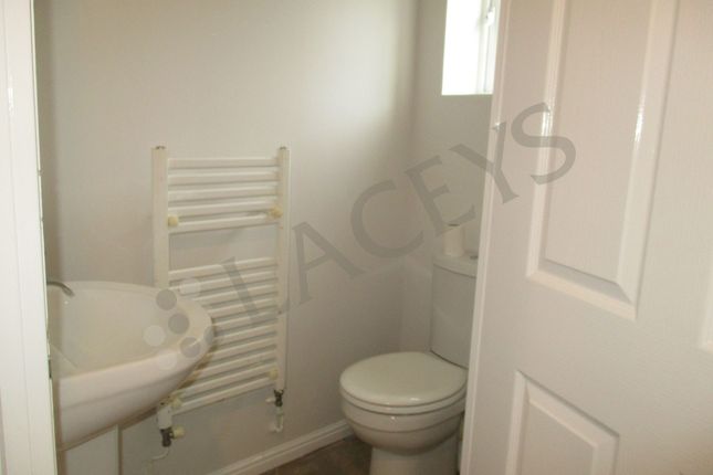 16 Athelney Way, Yeovil photo 5
