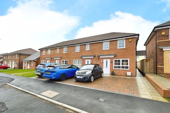 End terrace house for sale in Appletree View, Morpeth