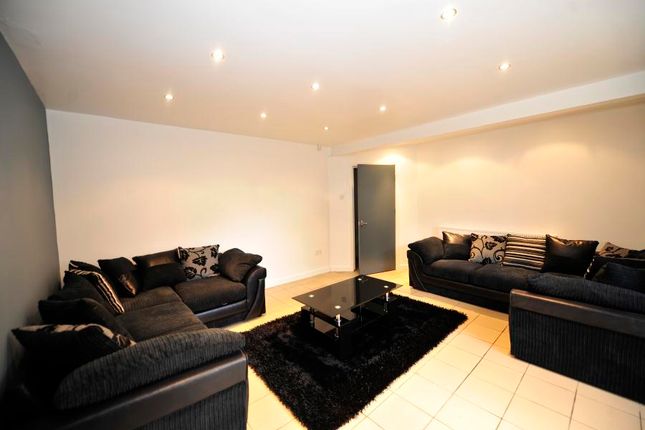 Property to rent in Brudenell Road, Hyde Park, Leeds