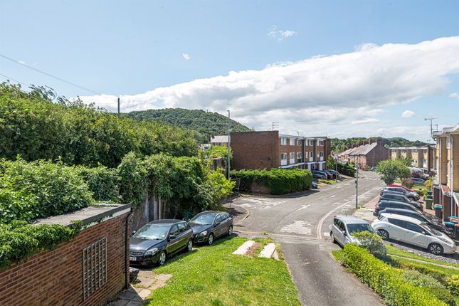 57 Sandfields, Frodsham photo 2
