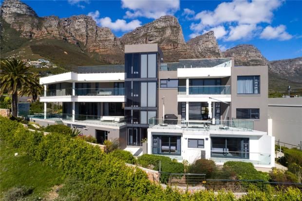 Properties for sale in Camps Bay, Cape Town, Western Cape, South Africa - Camps Bay, Cape Town ...