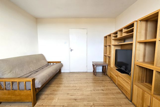 79 Peregrine House, Hall Street, London photo 3