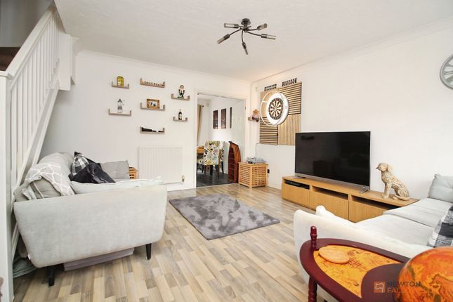 18 Darien Way, Leicester photo 3