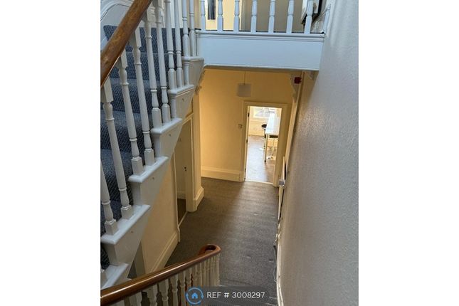 Flat, Westbourne Avenue Princes Avenue, Hull photo 3