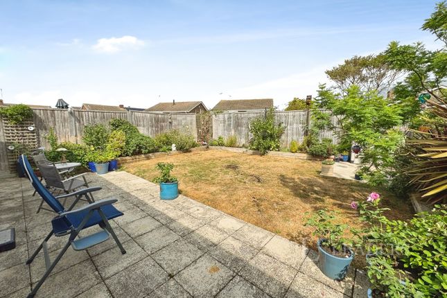 22, Wade Reach, Essex photo 2