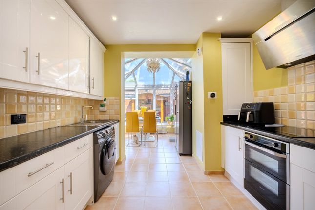 15, Rathmell Drive, London photo 4