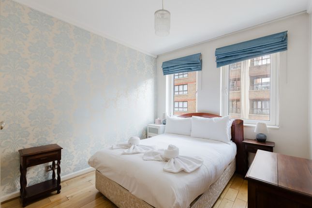 Lndn-Ear996 - Flat 7 Carriage Lodge,, 12 Earls Court Road, London photo 3