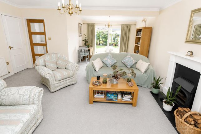 1, Cowslip Close, Reading photo 3