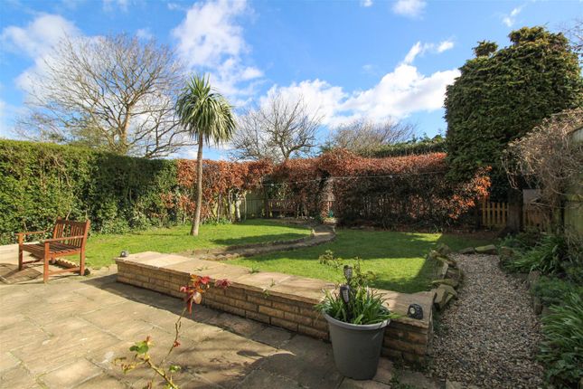 49, Fairfield Drive, Whitley Bay photo 4