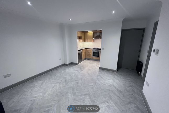 Eaton Grange Aberford Road, Leeds photo 2