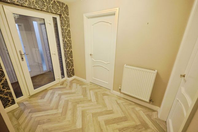 1, Royal Court, Bishop Auckland photo 2