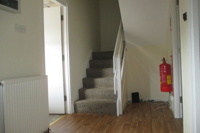 3 Lawrence Street Dundee, Dundee photo 3