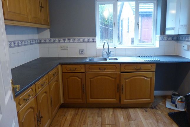 29, Aspen Grove, Dewsbury, Dewsbury, West Yorkshire photo 4