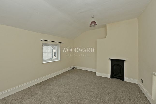 Terraced house to rent in Hammersmith, Ripley
