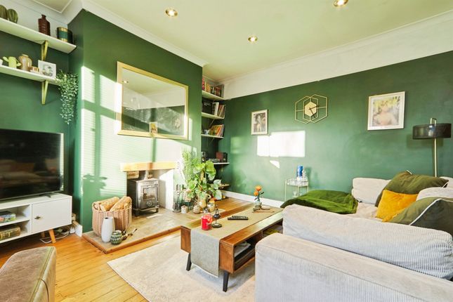 22, King Street, Pudsey photo 4