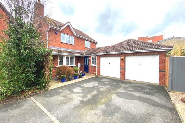Thumbnail Detached house for sale in Beach Close, Evesham, Worcestershire