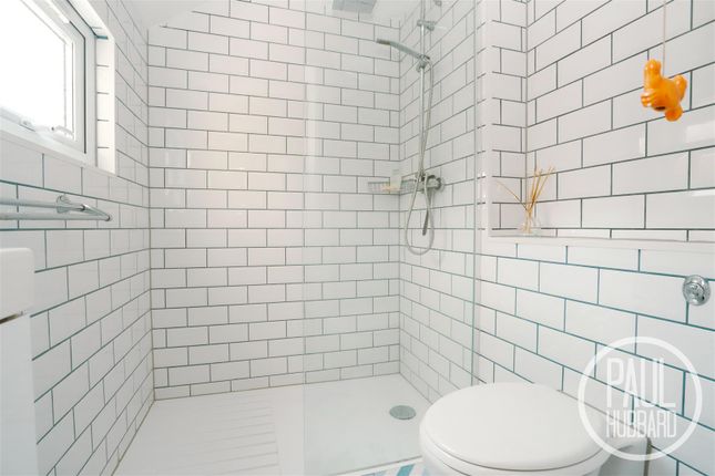47, Saxon Road, Lowestoft photo 4