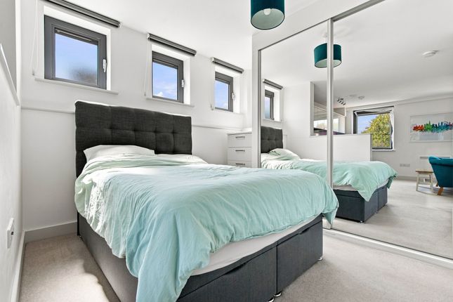 Flat 20, 15 Sheet Street, Windsor photo 4