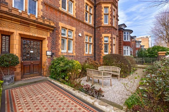 22 The Drive, Hove photo 2