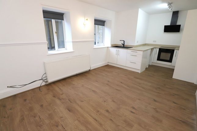 4, Central Street, Bury photo 2
