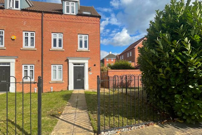 Thumbnail Terraced house to rent in Gliwice Way, Doncaster