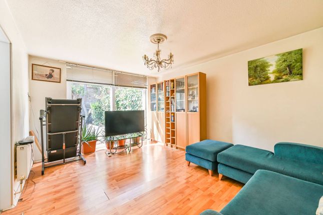 Thumbnail Property for sale in Clarewood Walk, Brixton, London